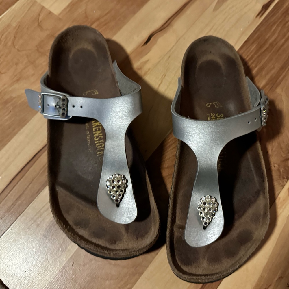 Gold or Silver with rhinestones Gizeh Birkenstocks